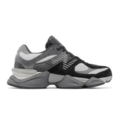 New Balance 9060 Trainers In Black