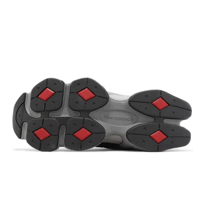 New Balance 9060 Trainers In Black