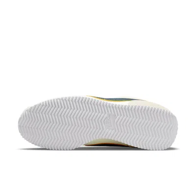 Nike Cortez Basic Prem Sneakers In Neutral