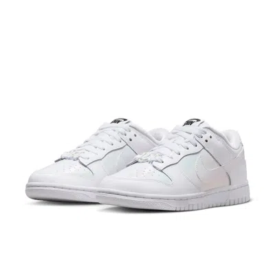 Nike (wmns)  Dunk Low 'just Do It - White Iridescent'
