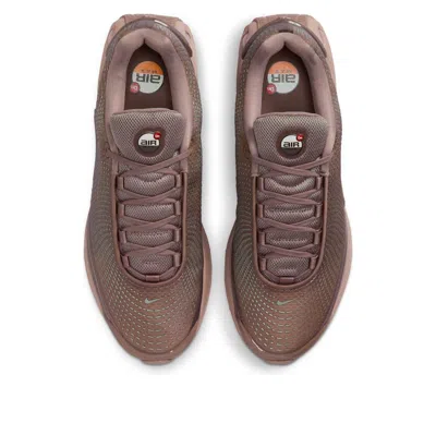 Nike Air Max Dn Sneaker In Brown