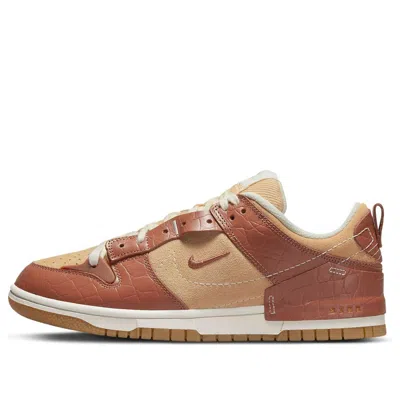 Nike Dunk Low Disrupt 2 Se Sneakers In Brown