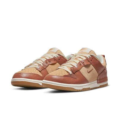 Nike Dunk Low Disrupt 2 Se Sneakers In Brown