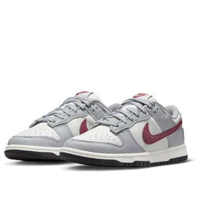 Nike Dunl Low Sneakers In Gray