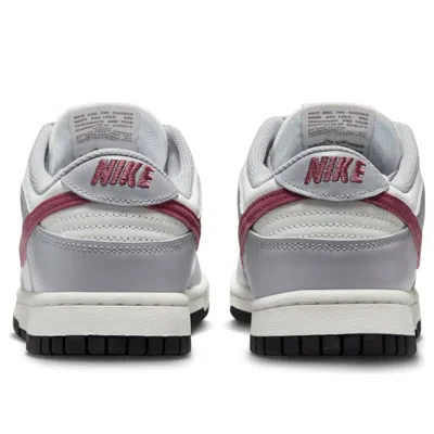 Nike Dunl Low Sneakers In Gray