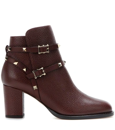 Shop Valentino Garavani Rockstud Leather Ankle Boots In Light Lrowe