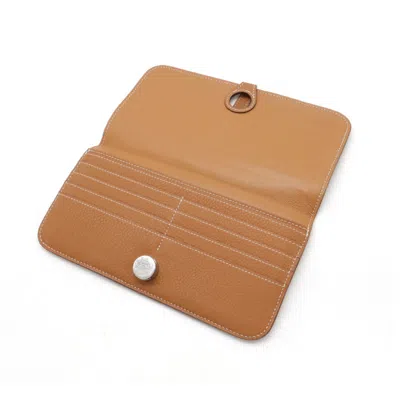 Pre-owned Hermes Camel Leather Long Wallet (bi-fold) () In Brown