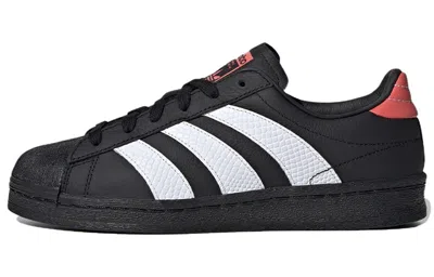 Adidas Originals (wmns) Adidas Superstar 82 'black White Scarlet'