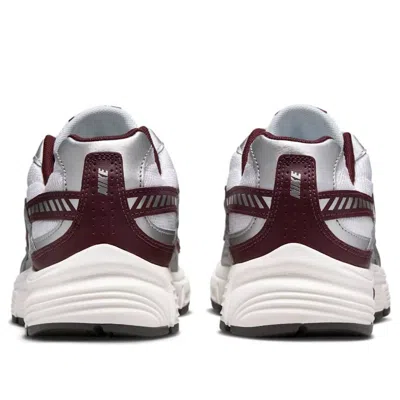 Nike (wmns)  Initiator 'white Burgundy'
