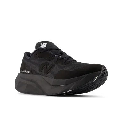 New Balance Women's District Vision X Fuelcell Supercomp Elite V4