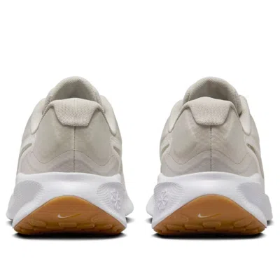 Nike (wmns)  Revolution 7 'phantom Light Bone White' In Neutral