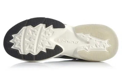 Li-ning (wmns)  Beyond 'white Red Yellow'