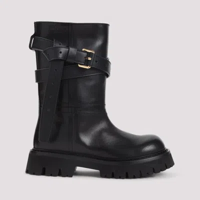 Moschino Round Toe Ankle Boots In Black