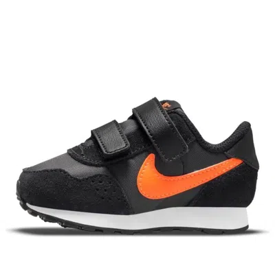 Nike (td)  Md Valiant Low-top Running Shoes Black/orange