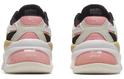 Puma (wmns)  Lqd Cell Epsilon Pop Khaki/pink In Multi