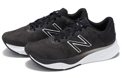 New Balance (wmns)  Strn Series Black/grey