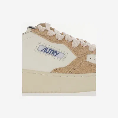Autry Medalist Low Sneakers In Brown