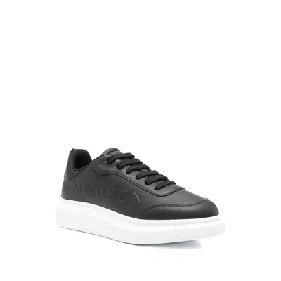 Alexander Mcqueen Mcqueen Oversize Sneaker In Black