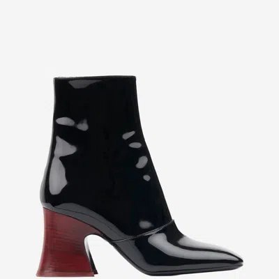 Chloé Chloè Janis Ankle Boots With Glossy Leather Heel In Black