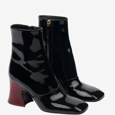 Chloé Chloè Janis Ankle Boots With Glossy Leather Heel In Black