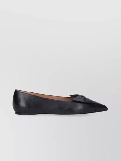 Ferragamo Bow Pointed Toe Flat Ballerina Shoes In Black