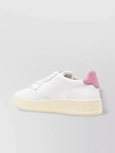Autry Leather Medalist Low Sneakers In White