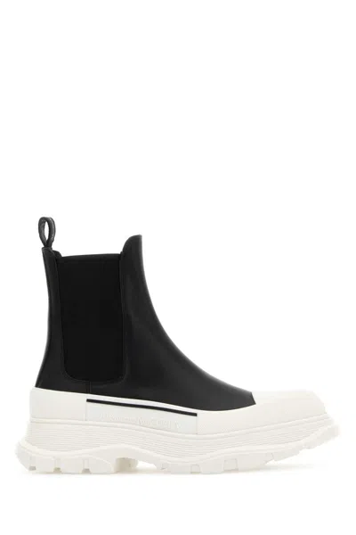 Alexander Mcqueen Chunky Outsole Cap Toe Chelsea Boots In Black