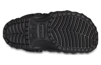 Crocs Classic Lined Geometric Clog