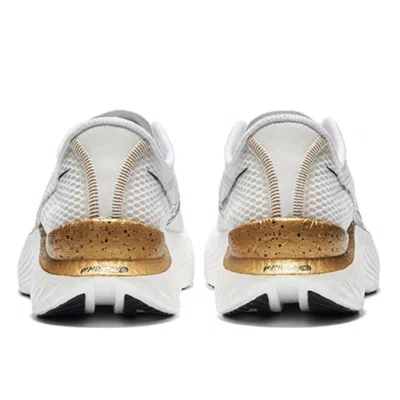 Saucony Endorphin Pro 3 'white Gold'