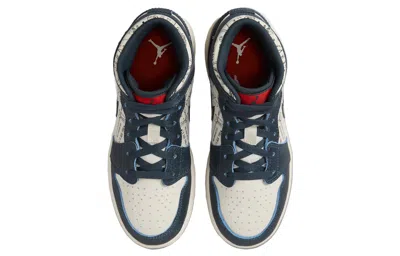 Air Jordan (gs)  1 Mid Se 'take Flight' In Blue