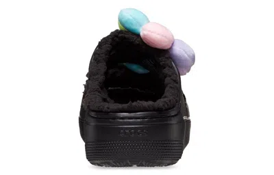 Crocs (wmns)  Classic Cozy Daisy Clogs 'black Multi'