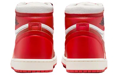 Air Jordan (wmns)  1 High Mm 'sport Red'
