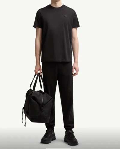 Moncler Soft Cotton Short Sleeve Crew Neck T-shirt In Black