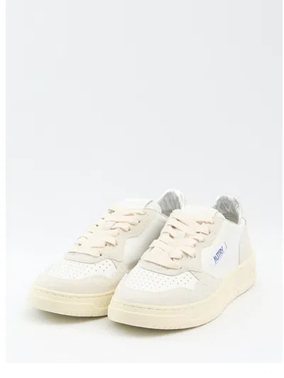 Autry Medalist Sneakers In Leather With Suede Inserts