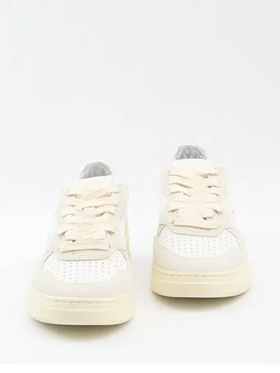 Autry Medalist Sneakers In Leather With Suede Inserts