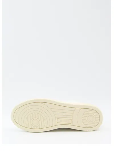 Autry Medalist Sneakers In Leather With Suede Inserts