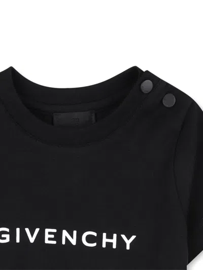 Givenchy Logo-print Short-sleeves T-shirt In Black