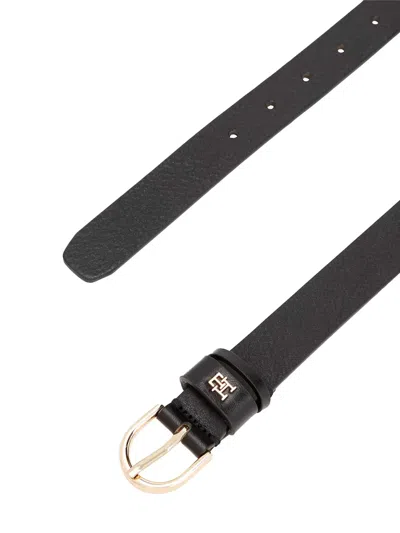 Tommy Hilfiger Logo-plaque Leather Belt In Black