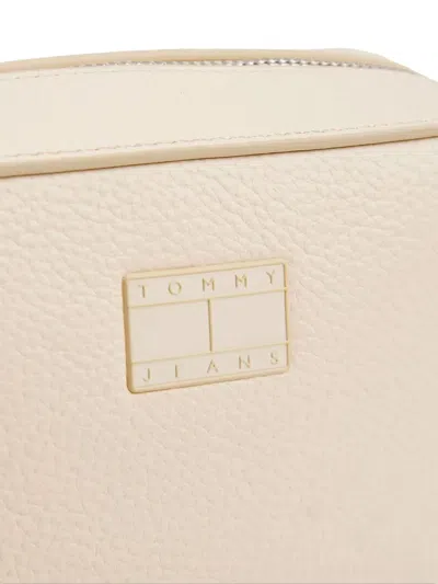 Tommy Hilfiger Logo-patch Cross Body Bag