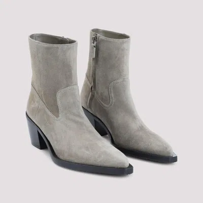 Stuart Weitzman Boots
