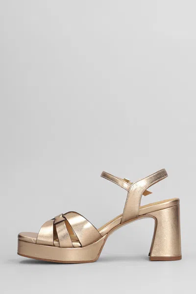 Pedro Miralles 80mm Crossover Platform Sandals In Gold