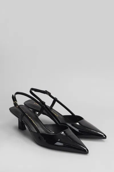 Stuart Weitzman Sandals Pointed Toe Buckle Detail In Black