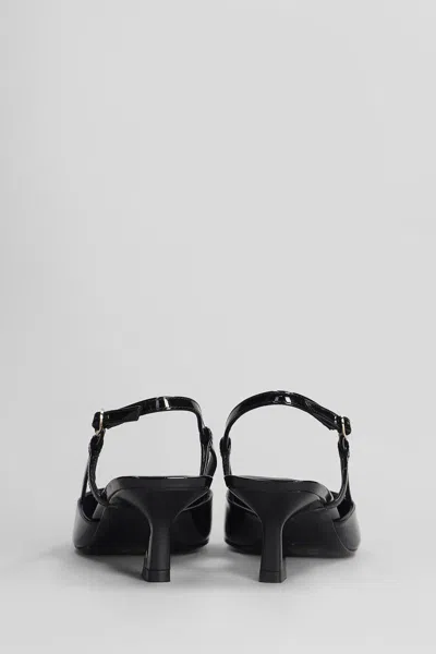 Stuart Weitzman Sandals Pointed Toe Buckle Detail In Black