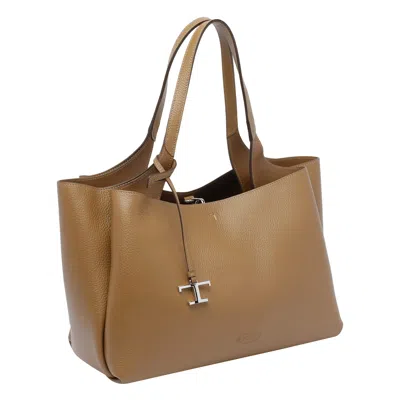 Tod's Medium Leather Tote Bag