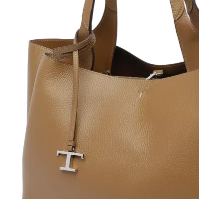 Tod's Medium Leather Tote Bag