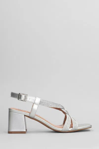 Bibi Lou Alia Sandals In Metallic