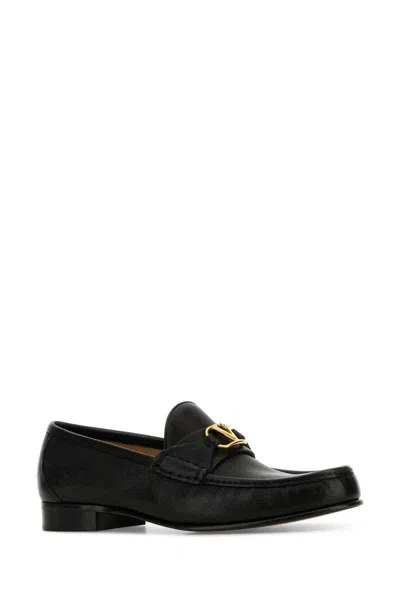 Valentino Garavani Men Black Leather Vlogo Loafers In Black