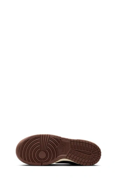 Nike Kids' Dunk Low Basketball Sneaker