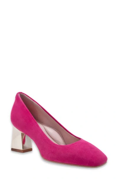 Naot Cass Patent Pump
