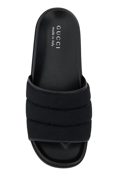 Gucci Slippers In Tessuto Gg Nero Uomo In Black